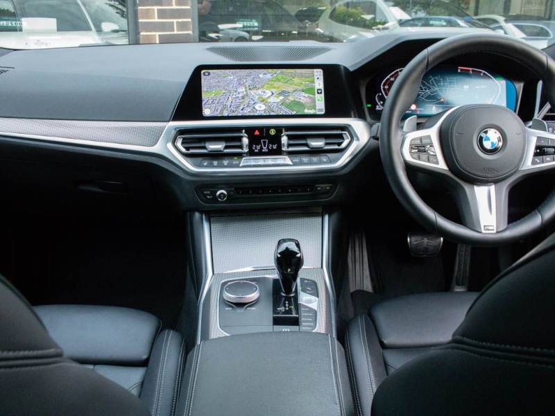 BMW 3 Series   Registered:2019(69)