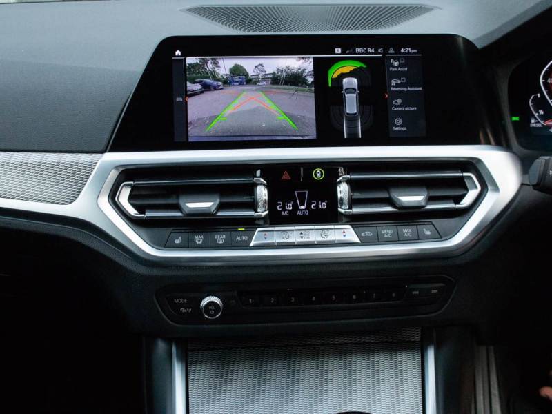 BMW 3 Series   Registered:2019(69)