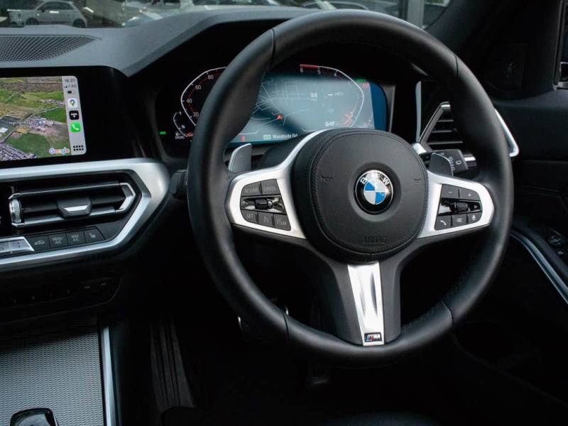 BMW 3 Series   Registered:2019(69)