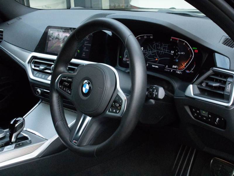 BMW 3 Series   Registered:2019(69)