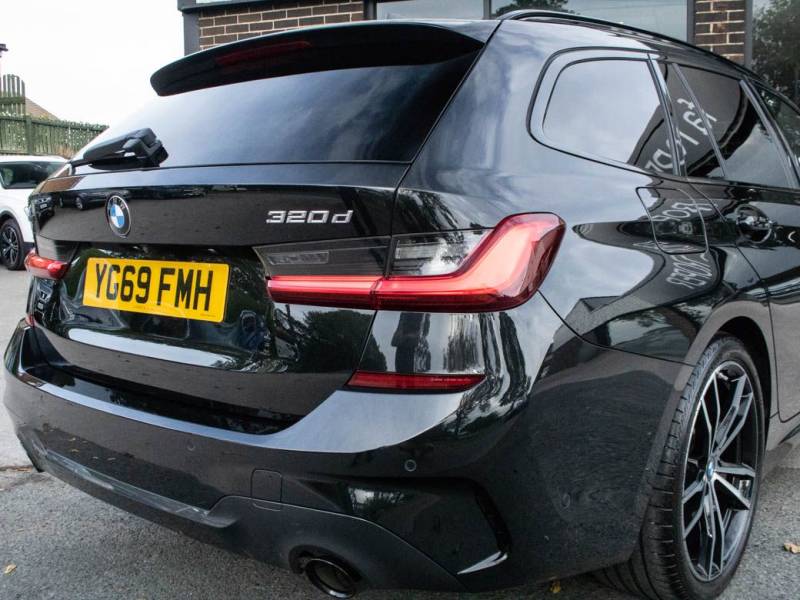 BMW 3 Series   Registered:2019(69)