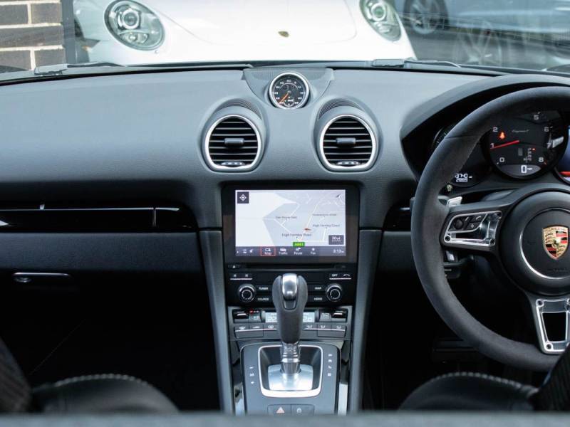 Porsche 718 Cayman   Registered:2019(69)