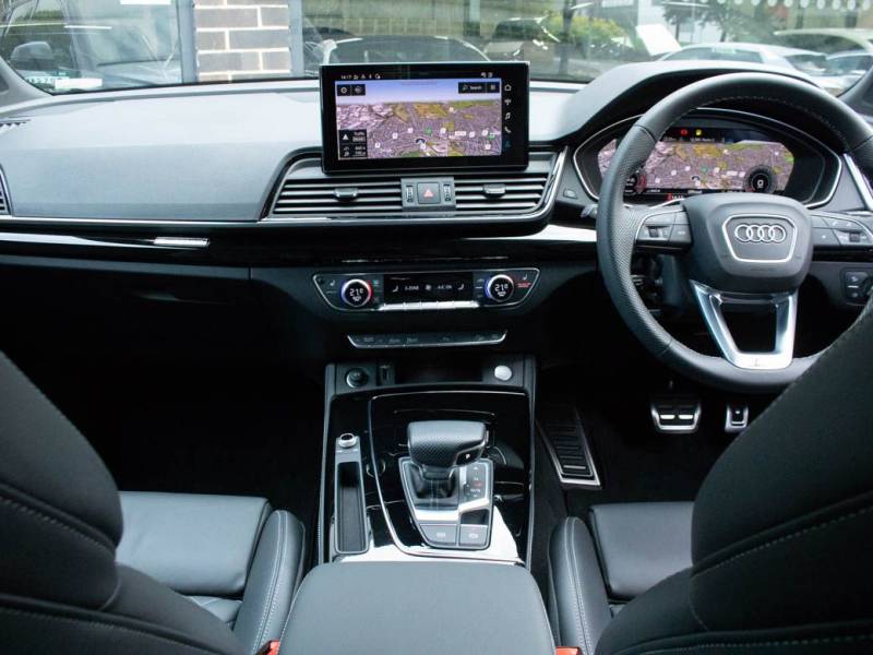 Audi Q5   Registered:2023(23)