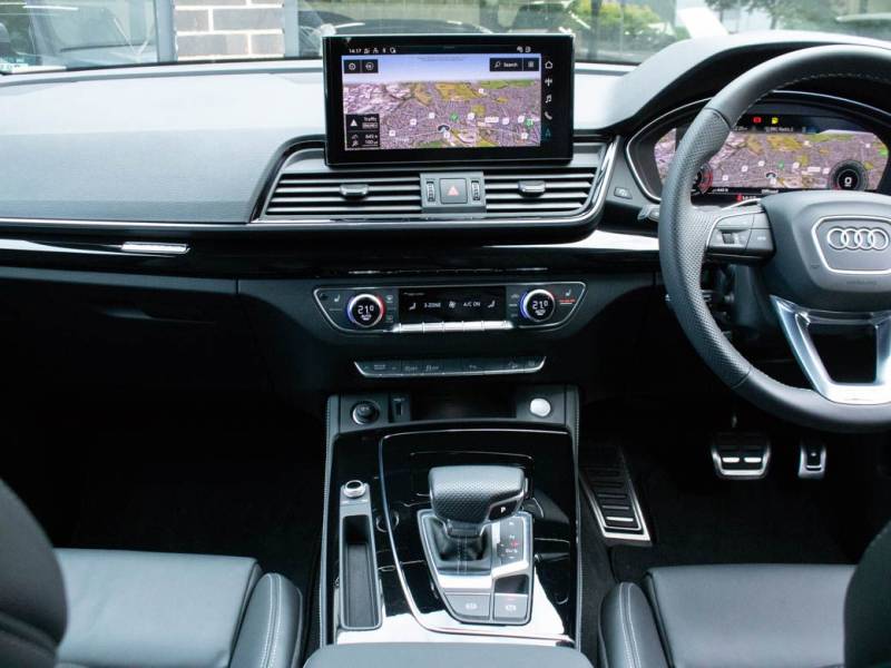 Audi Q5   Registered:2023(23)