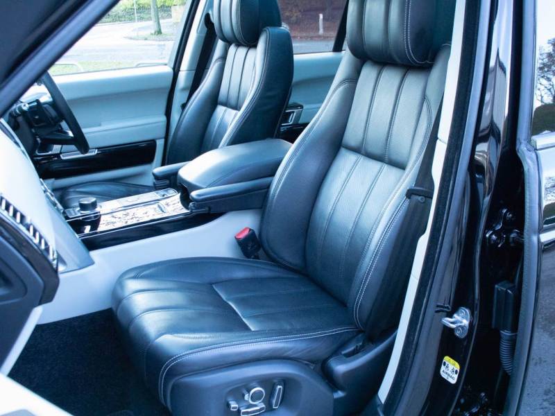 Land Rover Range Rover   Registered:2016(66)