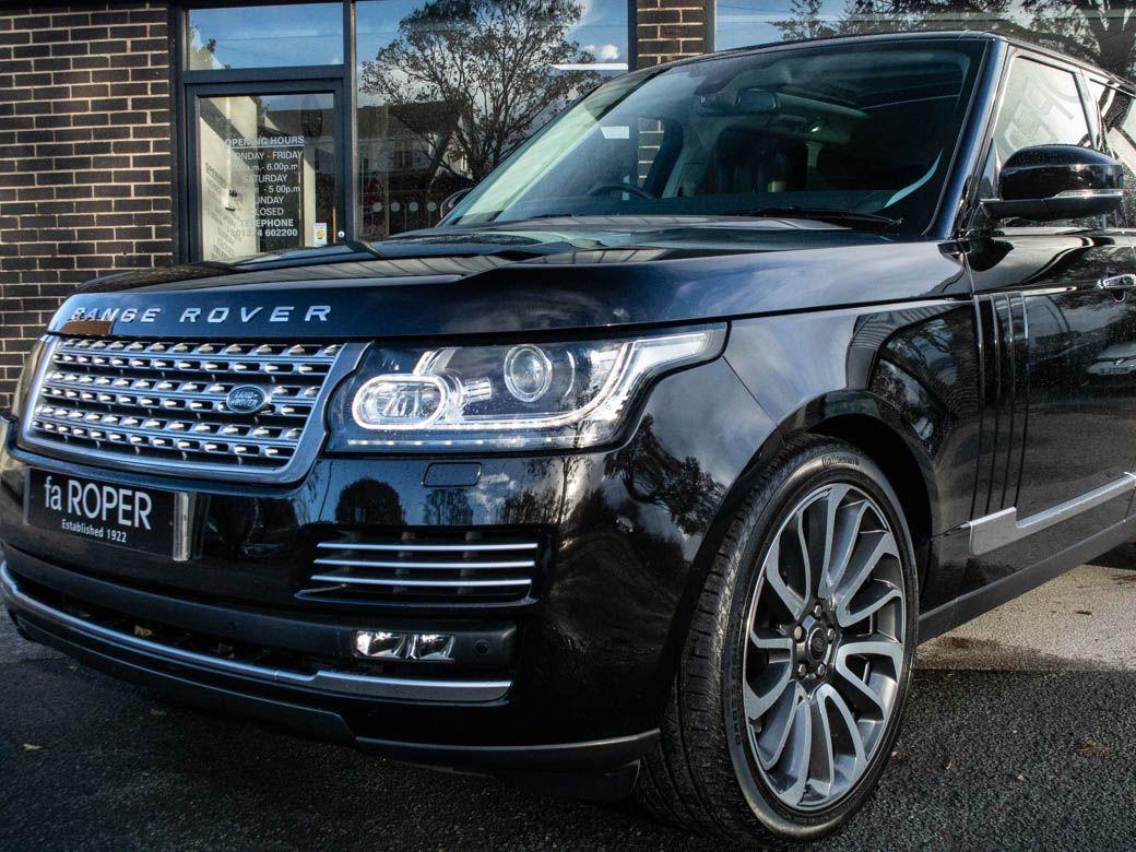 Land Rover Range Rover 3.0 TDV6 Vogue SE AWD Auto Estate Diesel Barolo Black Metallic