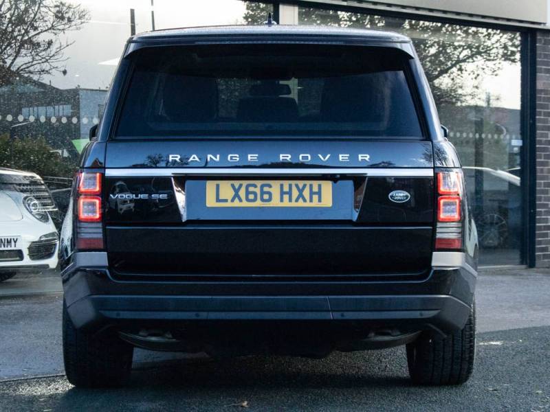 Land Rover Range Rover   Registered:2016(66)