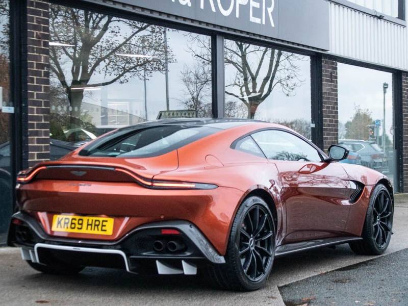 Aston Martin Vantage   Registered:2019(69)