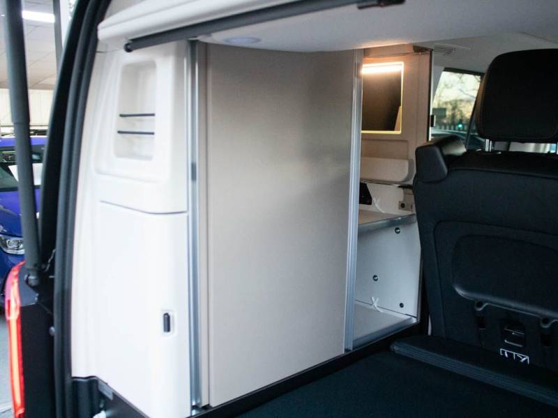 Mercedes Benz V Class   Registered:2022(72)