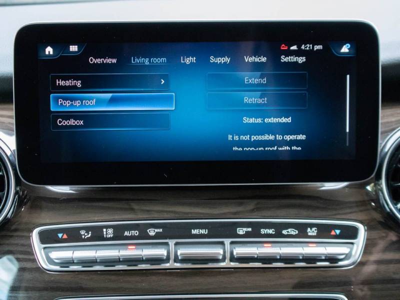 Mercedes Benz V Class   Registered:2022(72)