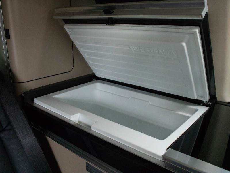 Mercedes Benz V Class   Registered:2022(72)