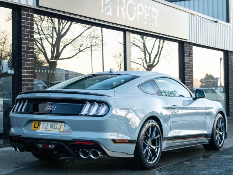 Ford Mustang   Registered:2022(72)