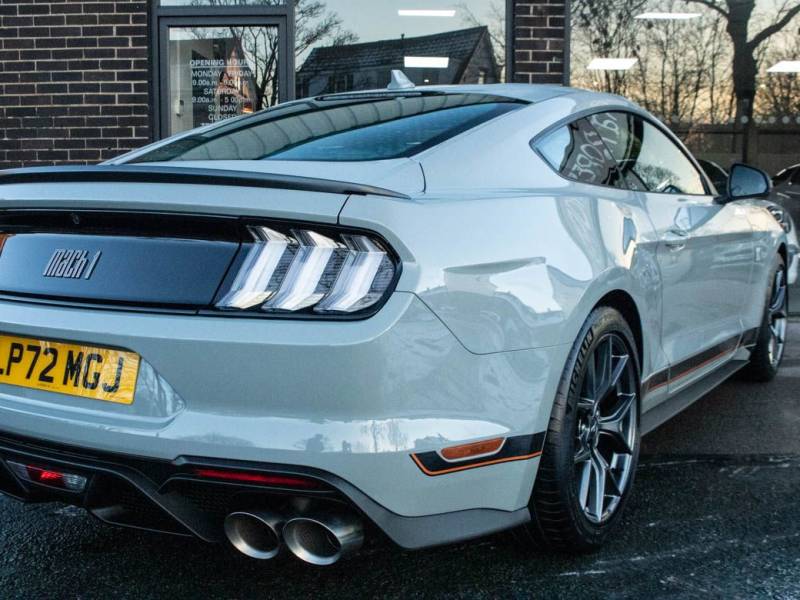 Ford Mustang   Registered:2022(72)