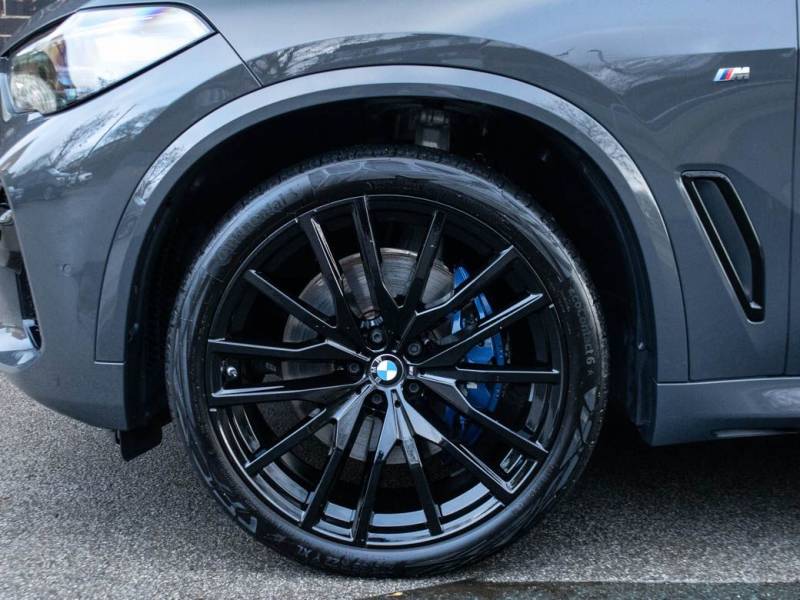 BMW X5   Registered:2022(22)