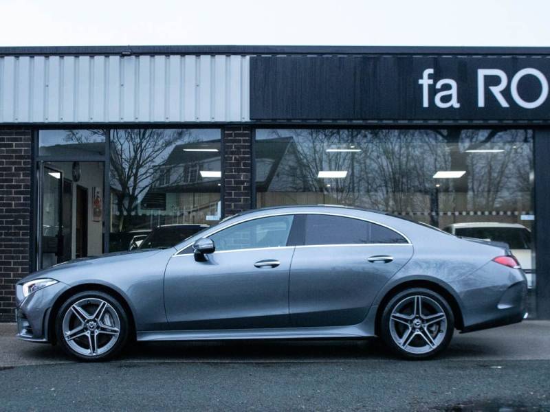 Mercedes Benz CLS   Registered:2018(18)