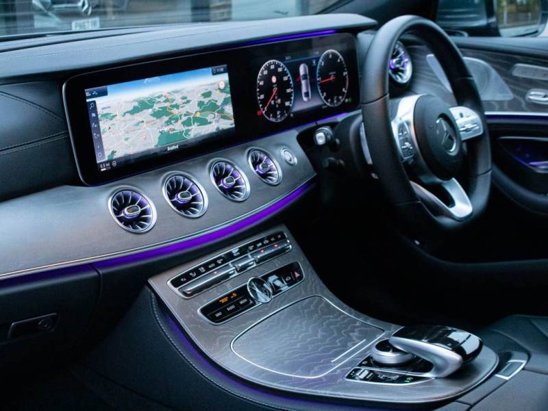 Mercedes Benz CLS   Registered:2018(18)