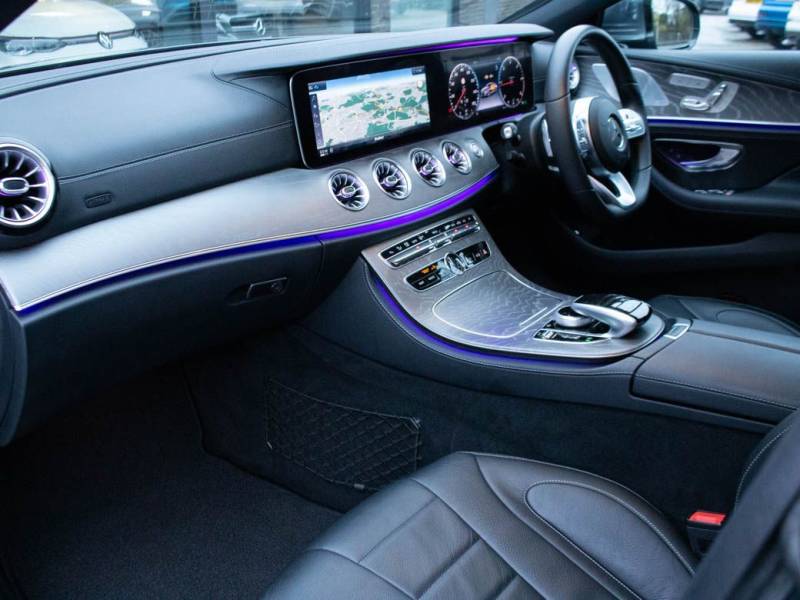 Mercedes Benz CLS   Registered:2018(18)