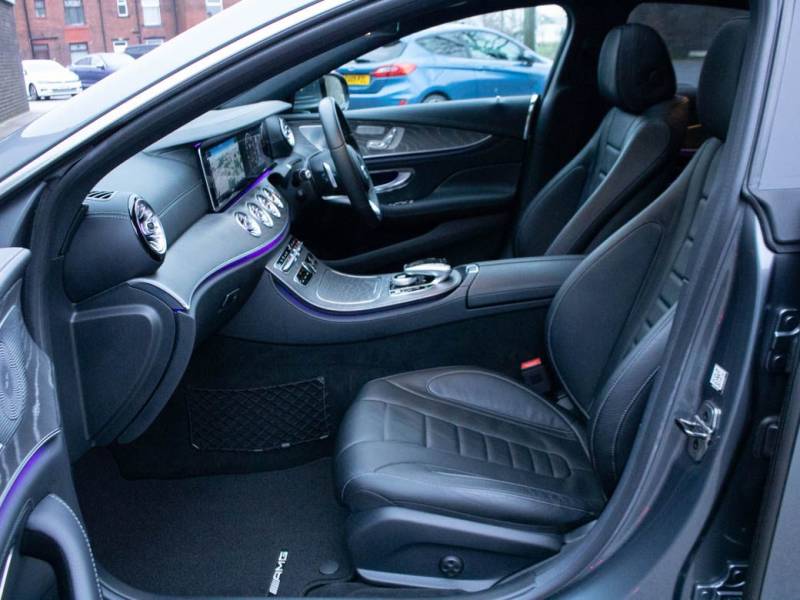 Mercedes Benz CLS   Registered:2018(18)