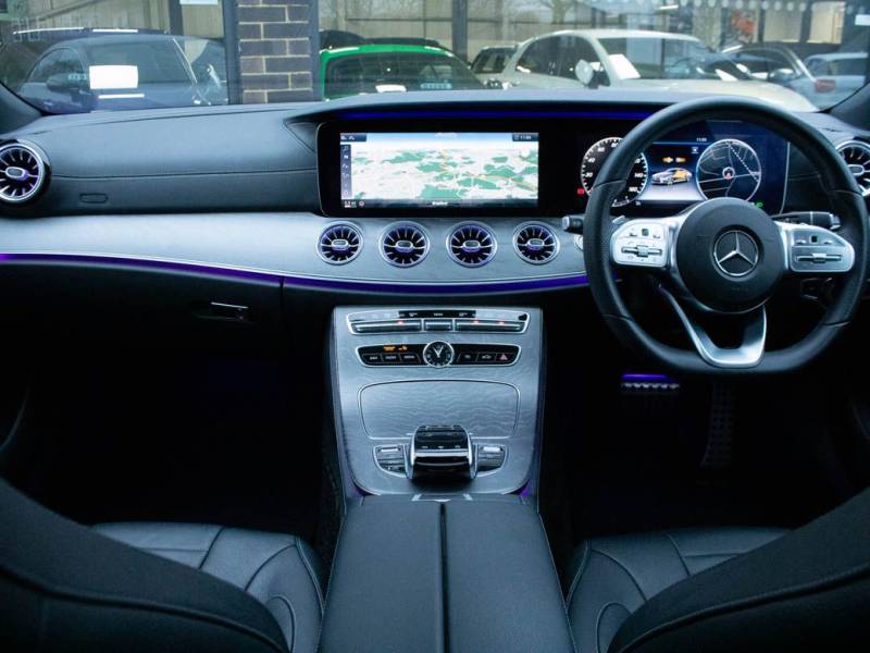 Mercedes Benz CLS   Registered:2018(18)