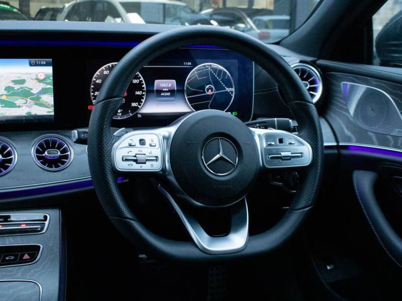 Mercedes Benz CLS   Registered:2018(18)