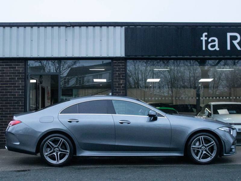 Mercedes Benz CLS   Registered:2018(18)