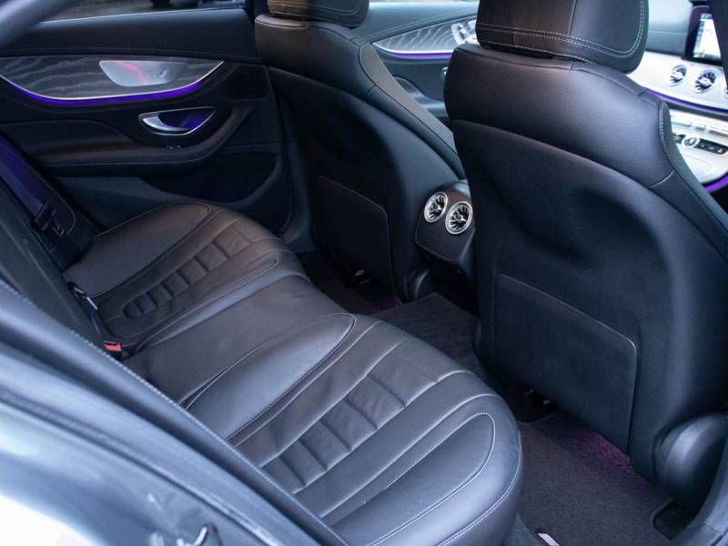 Mercedes Benz CLS   Registered:2018(18)