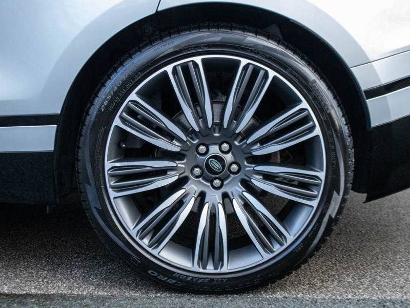 Land Rover Range Rover Velar   Registered:2021(21)