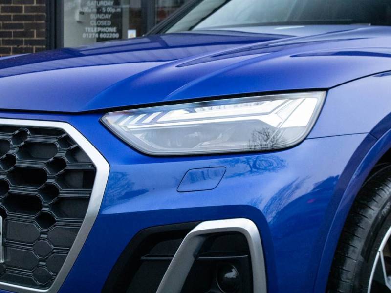 Audi Q5   Registered:2021(71)