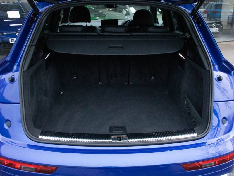 Audi Q5   Registered:2021(71)