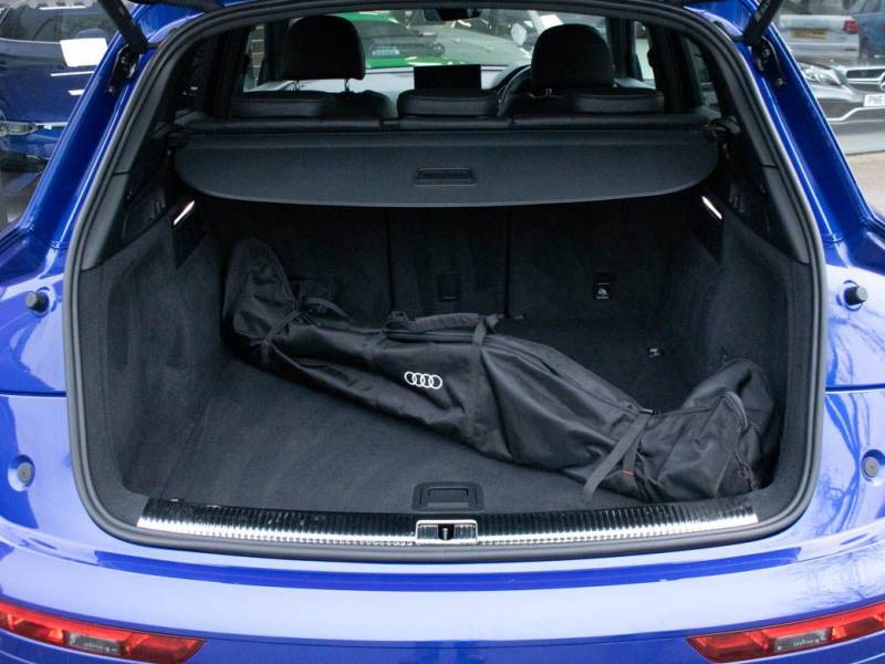 Audi Q5   Registered:2021(71)