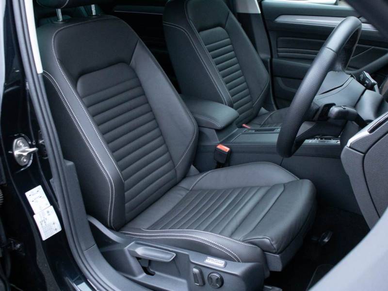 Volkswagen Passat   Registered:2021(71)