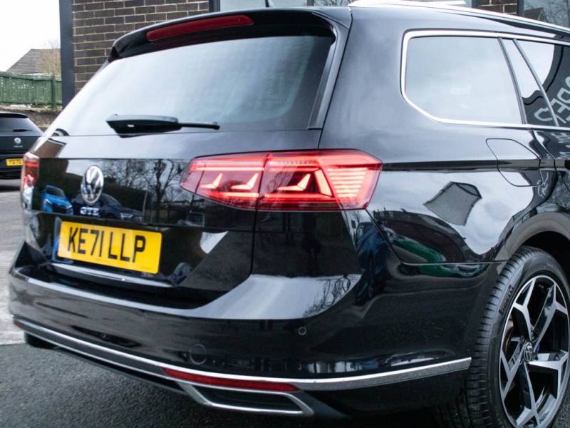 Volkswagen Passat   Registered:2021(71)