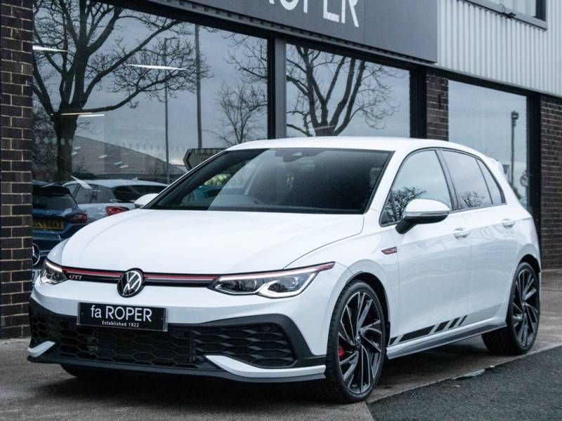Volkswagen Golf   Registered:2023(72)