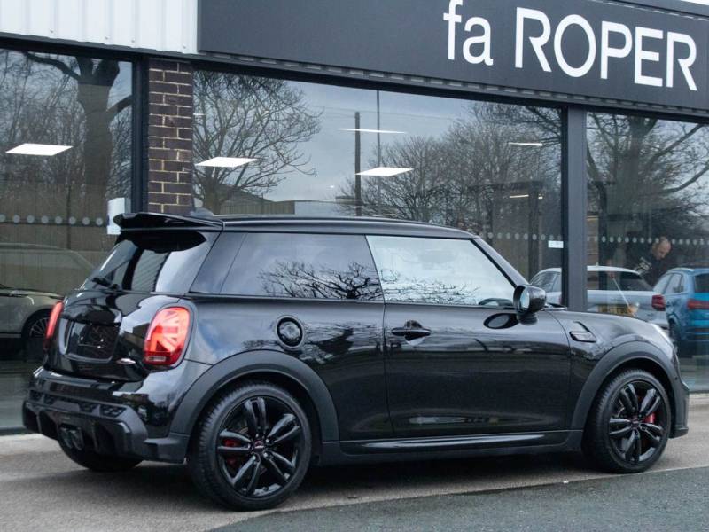 MINI Hatchback   Registered:2022(71)