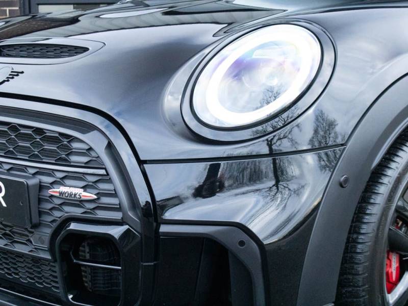 MINI Hatchback   Registered:2022(71)