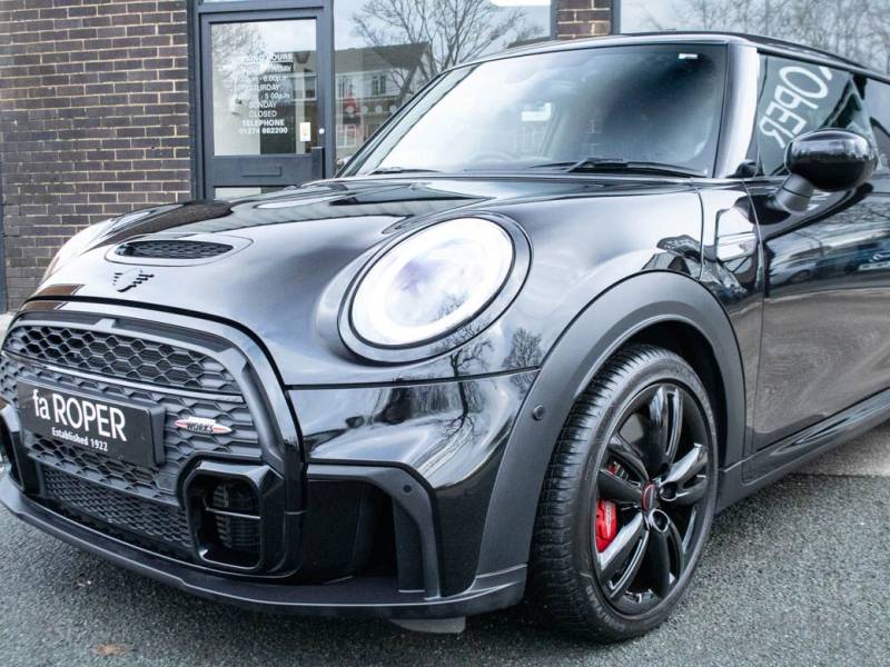 MINI Hatchback   Registered:2022(71)