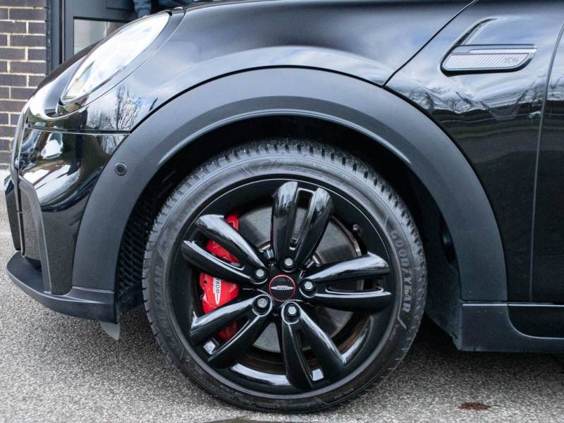 MINI Hatchback   Registered:2022(71)