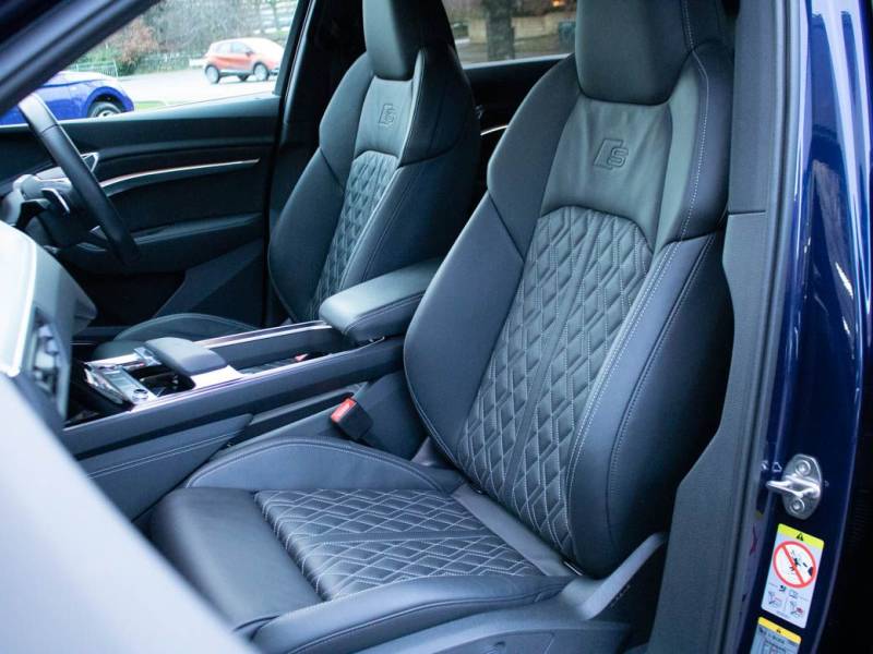 Audi E Tron   Registered:2022(22)