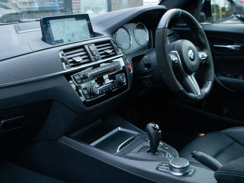 BMW M2   Registered:2019(69)