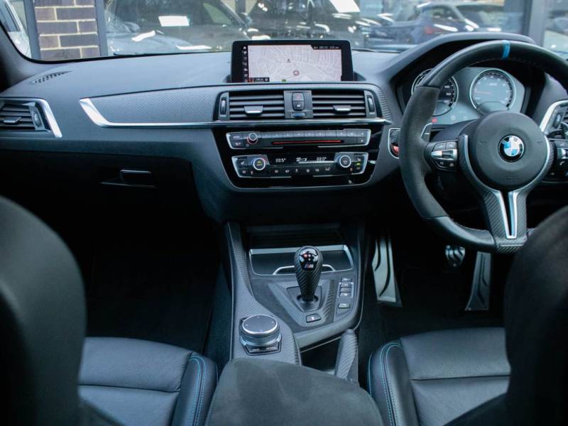 BMW M2   Registered:2019(69)