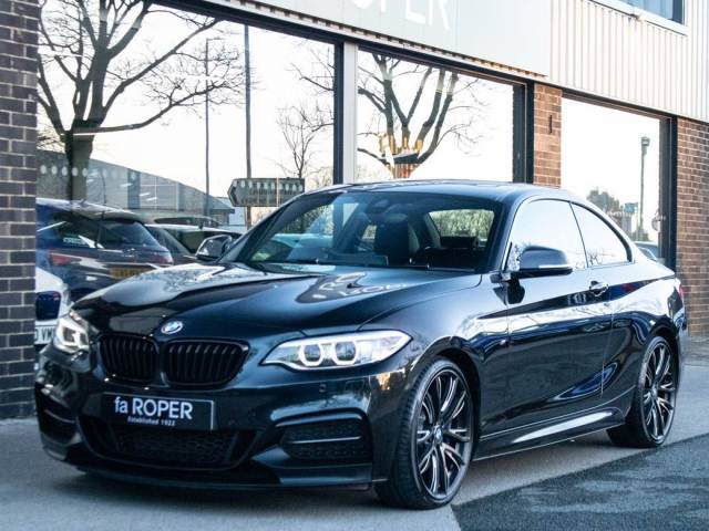BMW 2 Series M235i Coupe 3.0 Automatic 326ps Coupe Petrol Black Sapphire Metallic