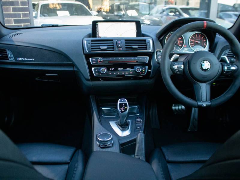 BMW 2 Series   Registered:2015(65)