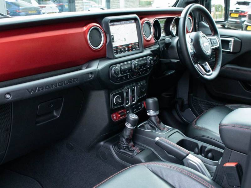 Jeep Wrangler   Registered:2020(70)