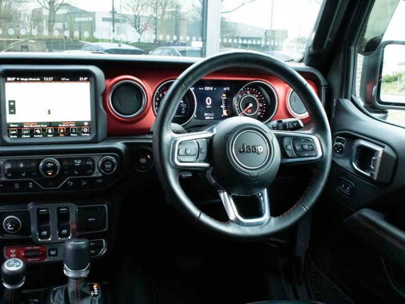 Jeep Wrangler   Registered:2020(70)