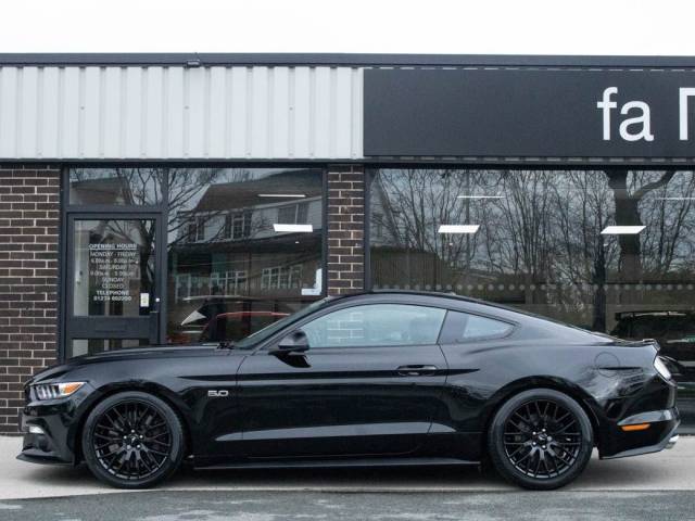 2017 Ford Mustang 5.0 V8 GT Fastback Auto 416ps