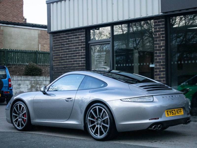 Porsche 911   Registered:2013(63)
