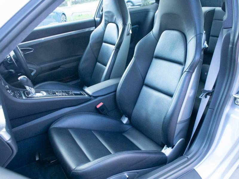 Porsche 911   Registered:2013(63)