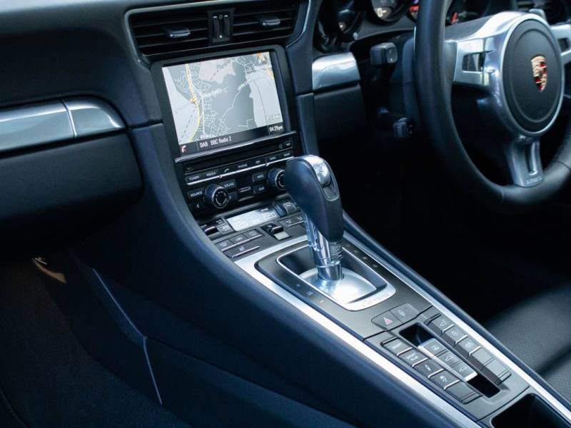 Porsche 911   Registered:2013(63)