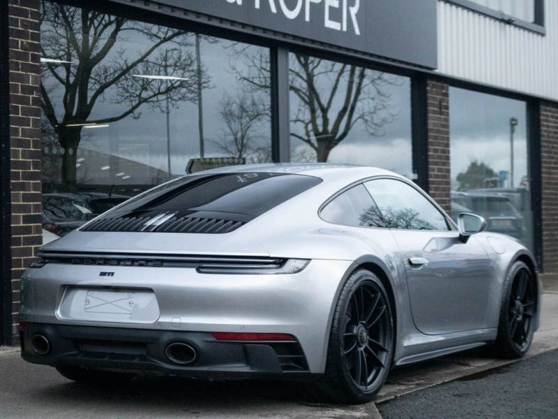 Porsche 911   Registered:2022(22)