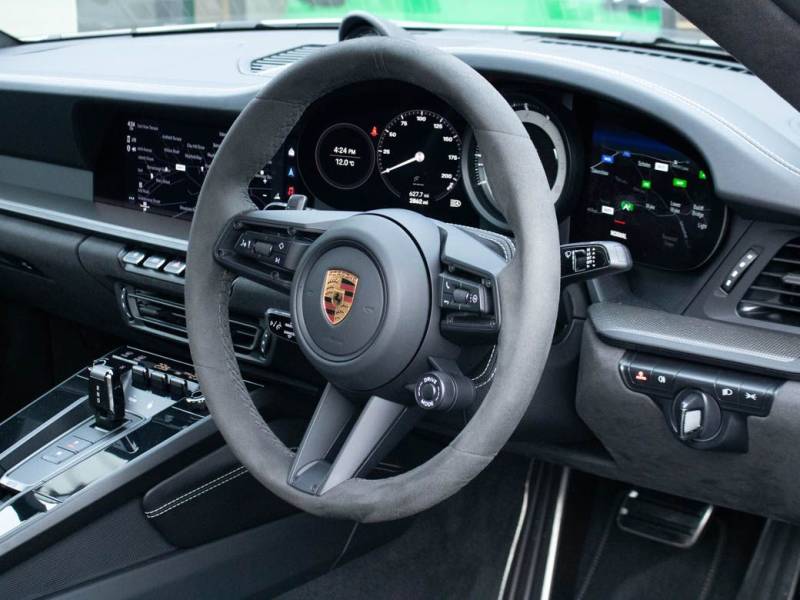 Porsche 911   Registered:2022(22)